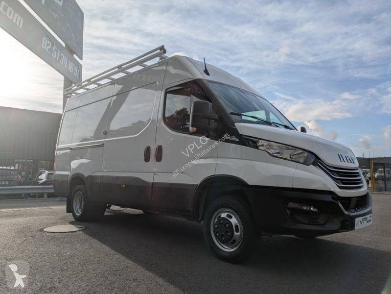 Véhicule utilitaire Iveco