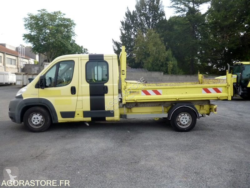 Véhicule utilitaire Fiat DUCATO