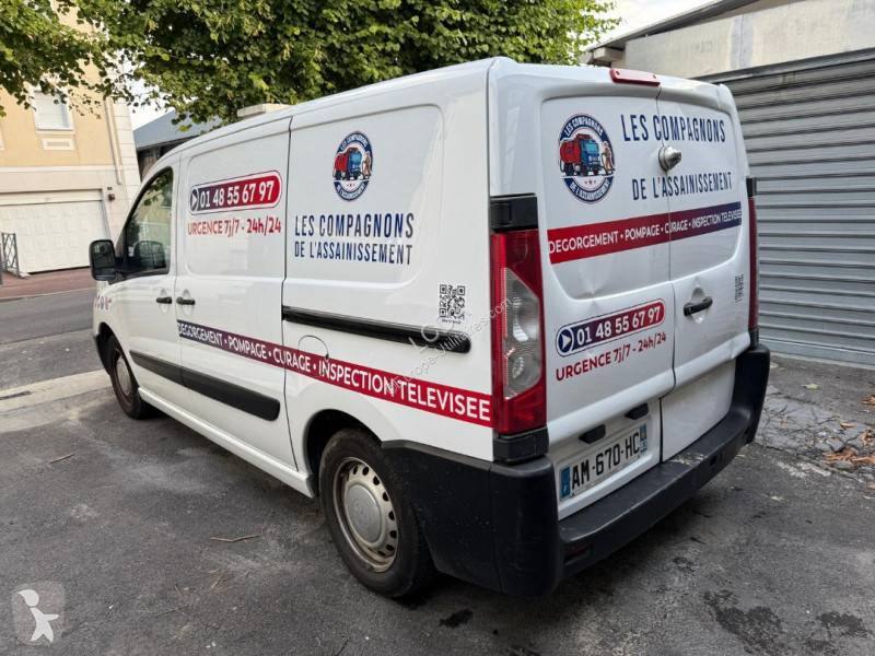 Peugeot van