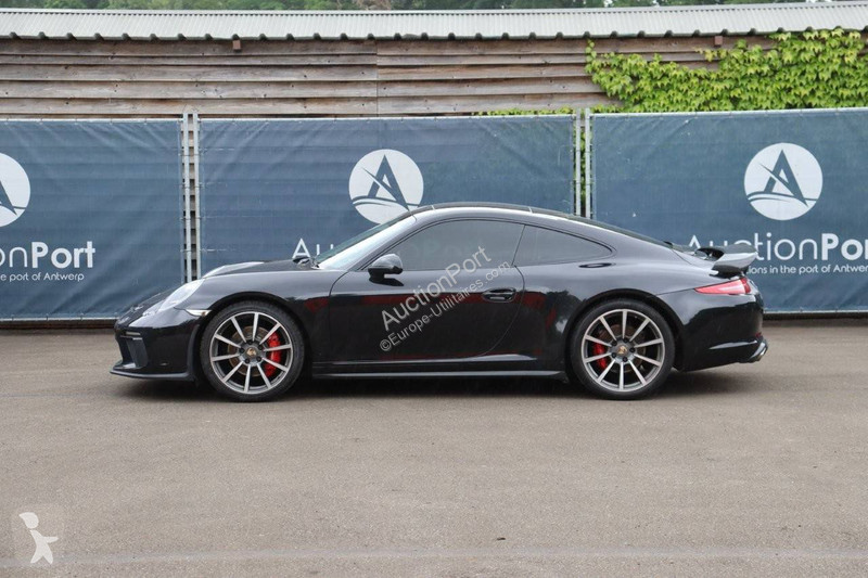 Véhicule utilitaire Porsche 991 Carrera 4S