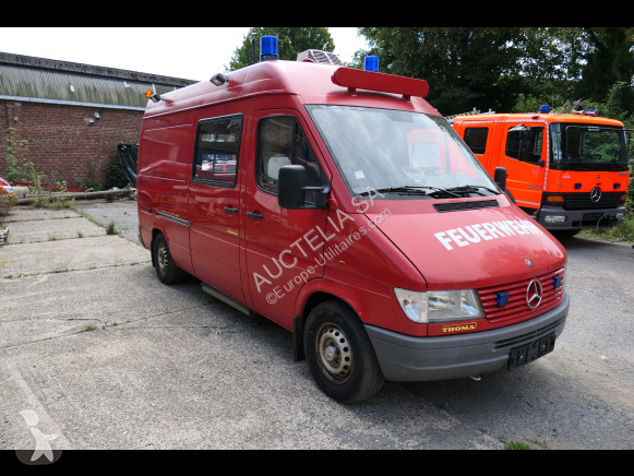 Véhicule utilitaire Mercedes TN 312 DD
