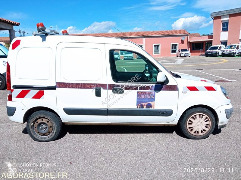Véhicule utilitaire Renault KANGOO