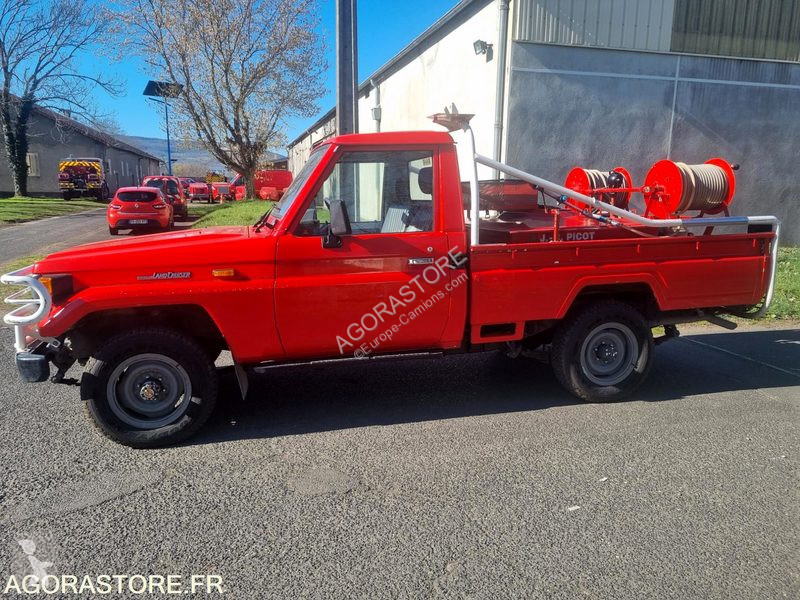 Véhicule utilitaire Toyota L.CRUISER