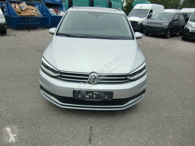 Véhicule utilitaire Volkswagen Touran Highline Sky