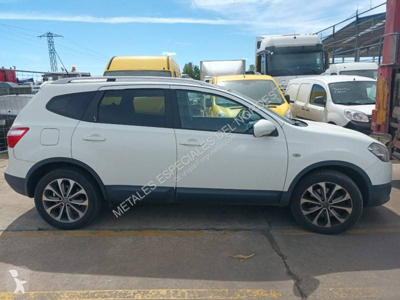 Furgoneta Nissan