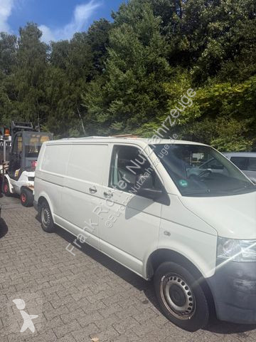 Véhicule utilitaire Volkswagen T5,348 Tkm, gute...