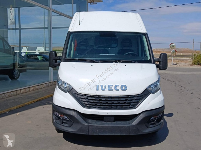 Furgoneta Iveco 35S16 12m3