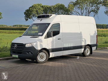 Caja cerrada Mercedes
