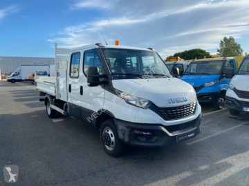 Con volquete Iveco