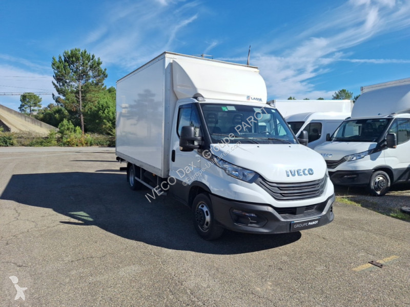 Furgoneta Iveco 35C16H3.0 empattement 4100