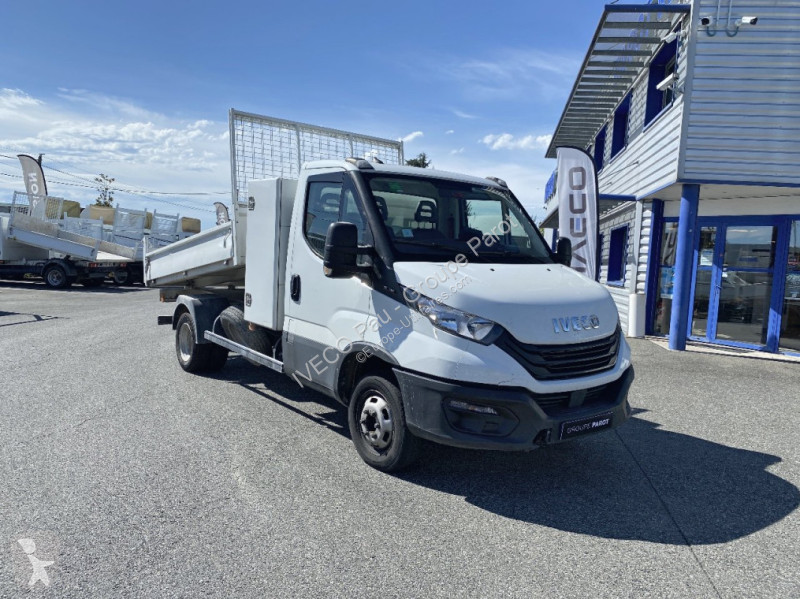 Furgoneta Iveco 35C16H3.0 empattement 3750 Tor