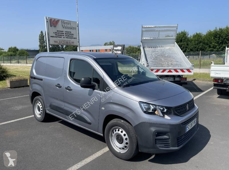 Autoutilitară Peugeot