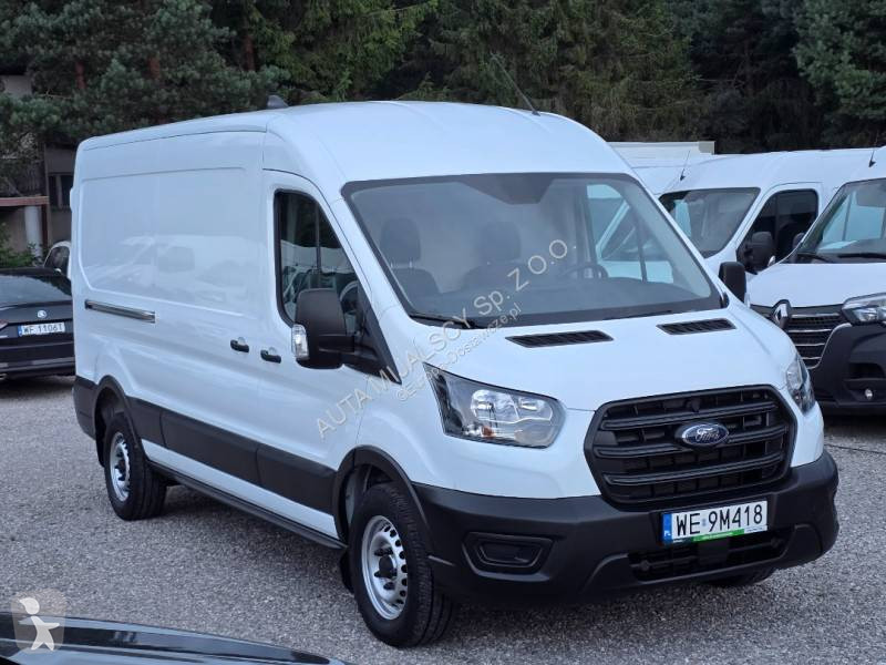 Samochód dostawczy Ford