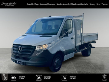 Užitkový vůz s korbou Mercedes