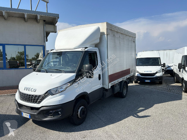 Iveco DAILY 70C18HA8 centina box + SPONDA van