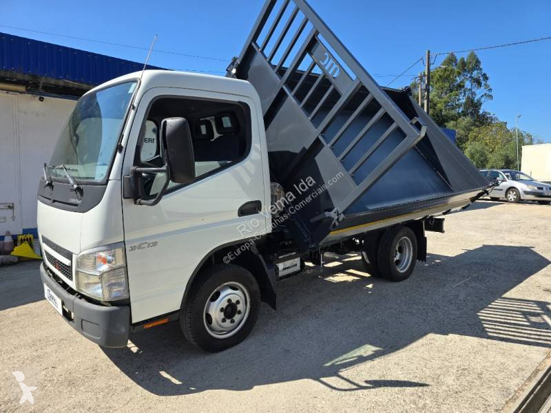 Mitsubishi Fuso  Transporter