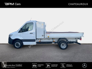 Utilitaire benne standard Mercedes
