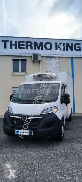 Véhicule utilitaire Opel 2.5 CDTI 145