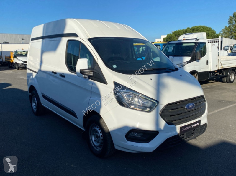 Véhicule utilitaire Ford 300 L2H2 2.0 EcoBlue...