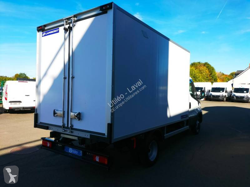 عربة نفعية Iveco