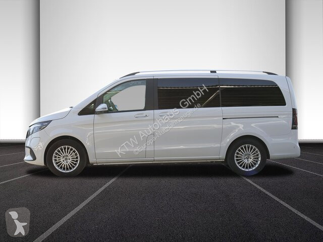 Véhicule utilitaire Mercedes EQV 300...