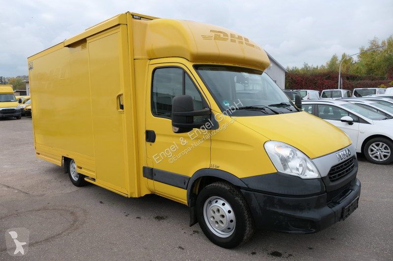 Iveco Daily 35 S11 C30C AUTOMATIK KAMERA Regale...