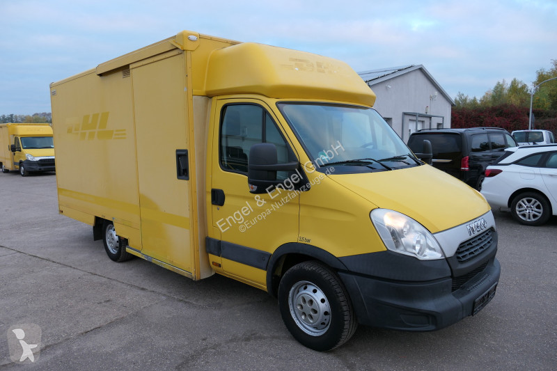 Véhicule utilitaire Iveco Daily 35 S11 C30C...