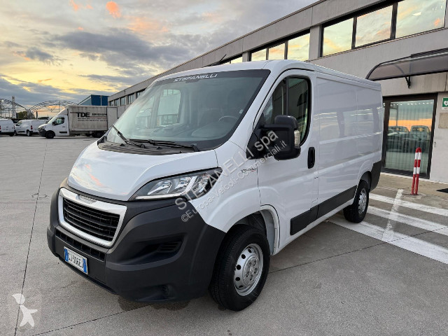 عربة نفعية Peugeot BOXER 28 L1H1 120