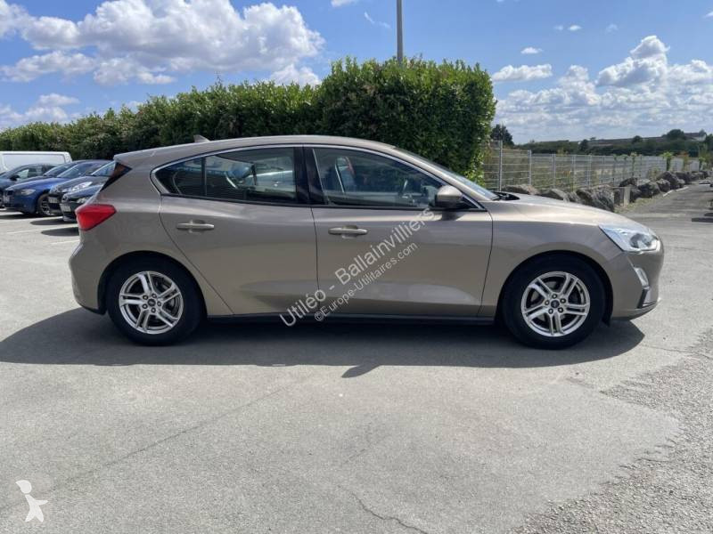 Samochód dostawczy Ford