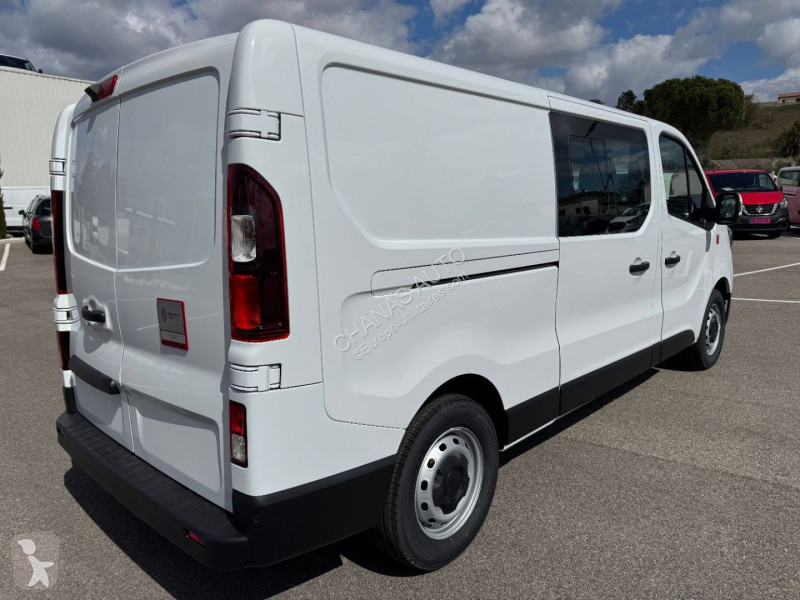 Véhicule utilitaire Renault BLUE DCI 150 GSR2...