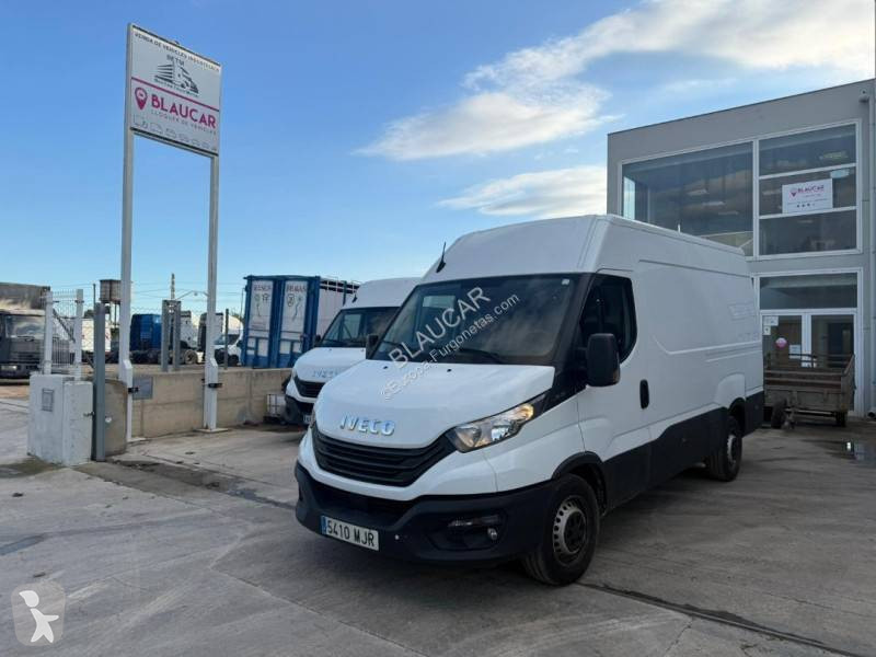 Furgoneta Iveco
