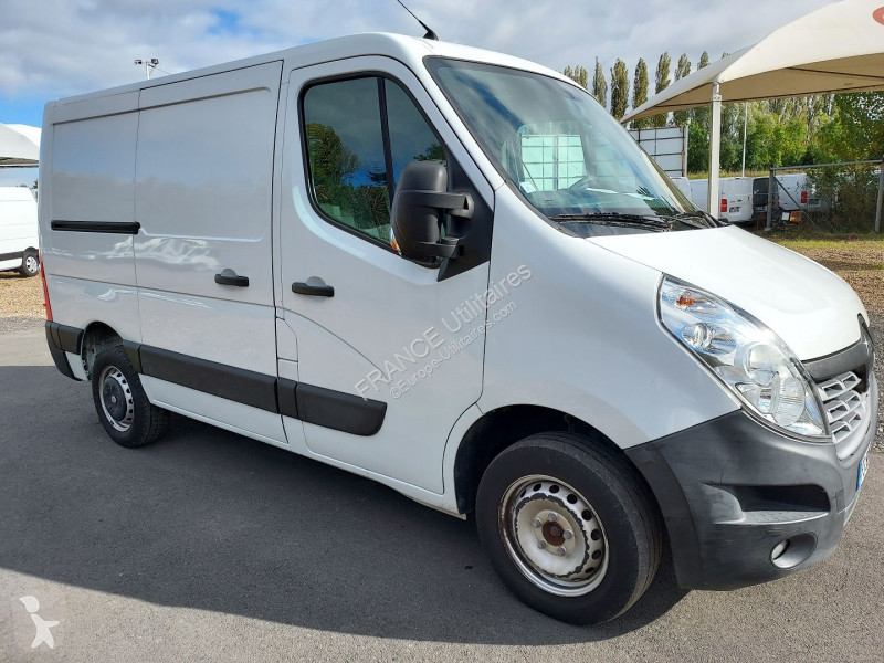 Véhicule utilitaire Renault MASTER III FG F3300...