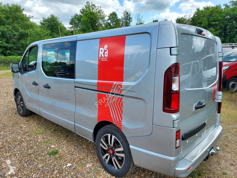 Véhicule utilitaire Renault TRAFIC III FG BVA...