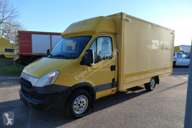 Samochód dostawczy Iveco Daily 35 S11 C30C...