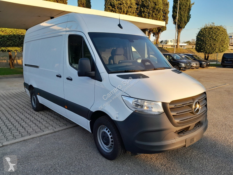 Furgoneta Mercedes Furgone Traz. Post