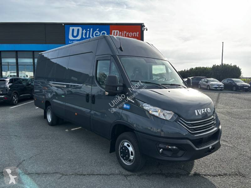 عربة نفعية Iveco