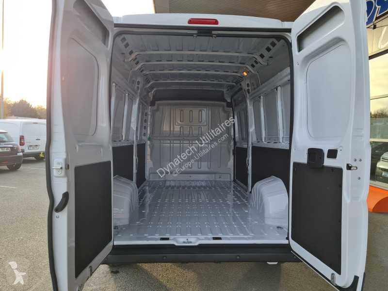 Véhicule utilitaire Opel MOVANO FG L3H2 3.3...