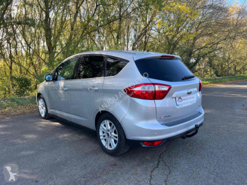 Monovolumen Ford