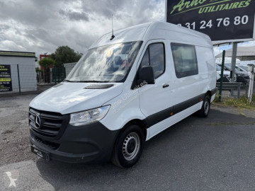 Fourgon Mercedes
