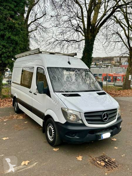 Furgoneta Mercedes