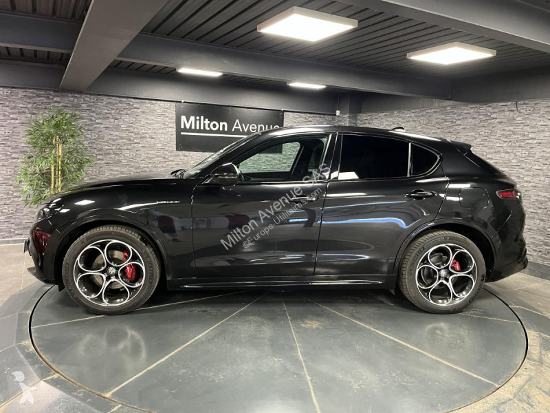 Samochód dostawczy Alfa-Roméo STELVIO 2.2 D -...