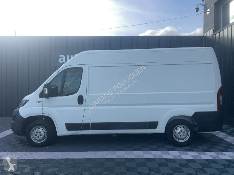 Véhicule utilitaire Peugeot L2H2 BLUEHDI 140...