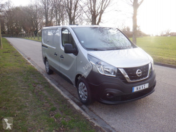 Fourgon Nissan