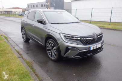 سيارة عربة رباعية الدفع / عربة نفعية رياضية Renault