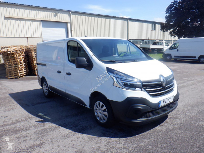 Véhicule utilitaire Renault TRAFIC III FG L1H1...