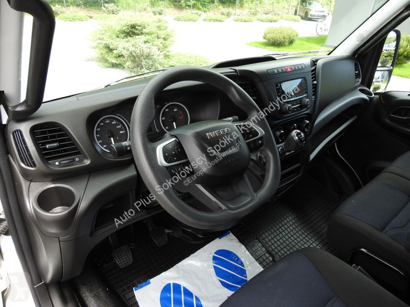 Лекотоварен автомобил Iveco 35C14 DAILY