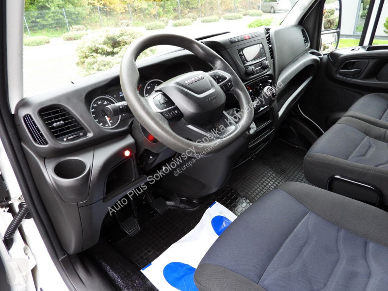 Лекотоварен автомобил Iveco 35S18 DAILY