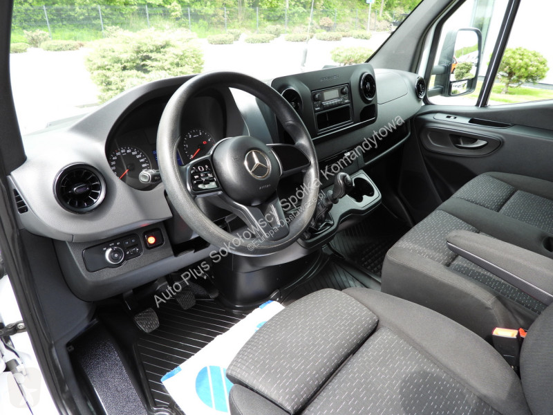 عربة نفعية Mercedes 23ASTER