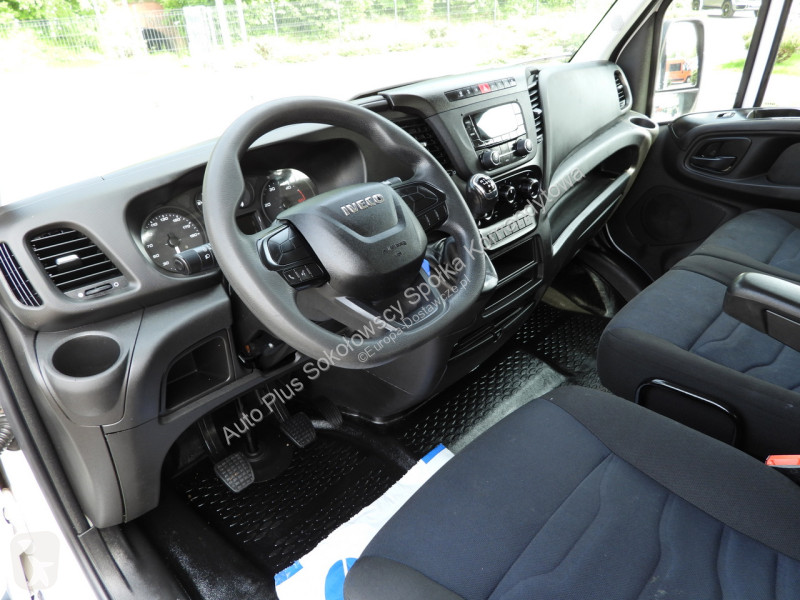 Samochód dostawczy Iveco 35S12 DAILY
