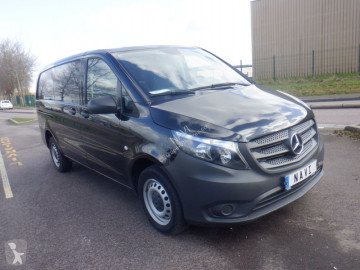 Fourgon Mercedes